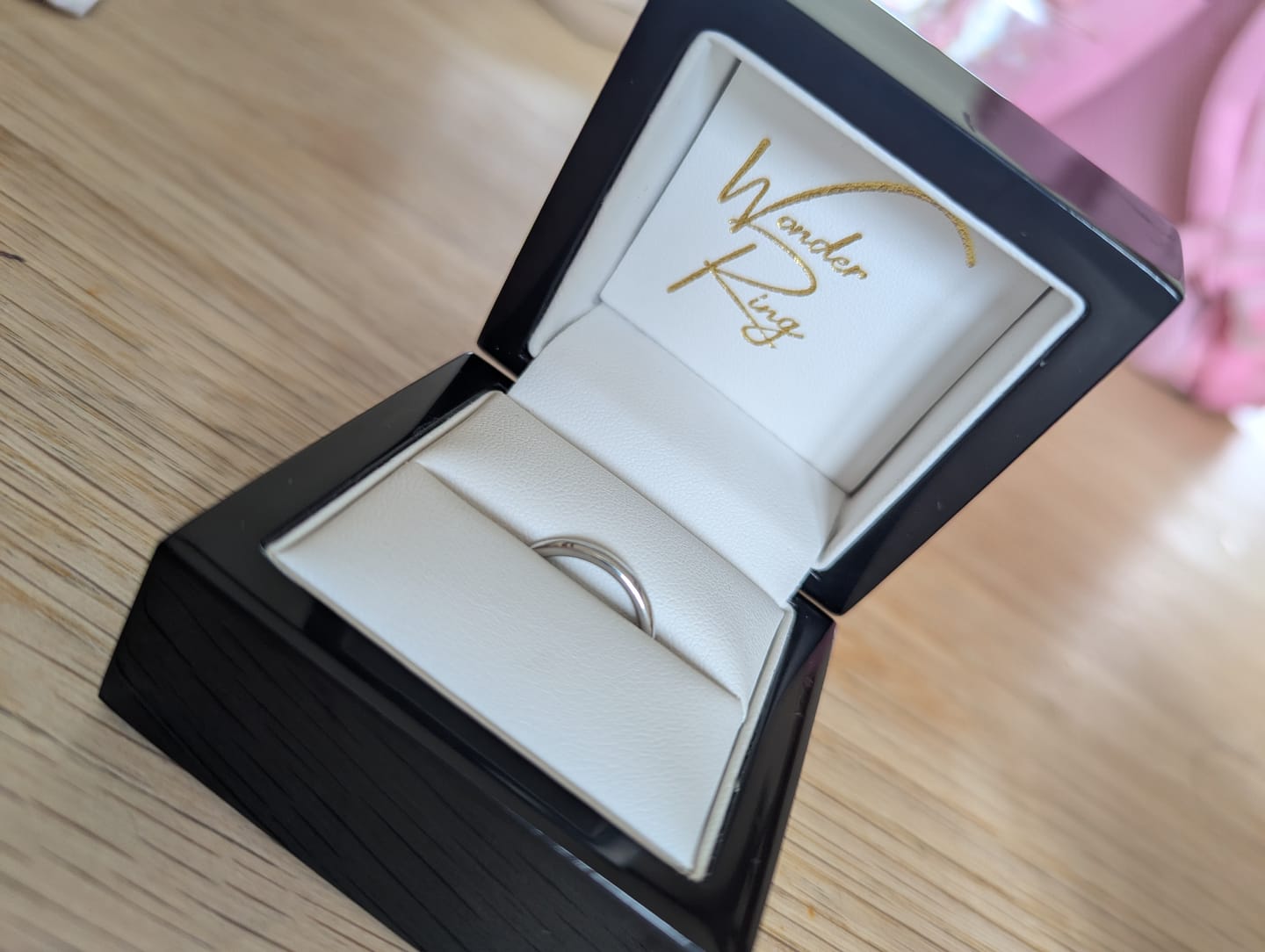 Customer photo review of White Gold 2mm Wonder Ring