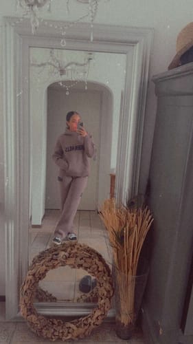 Customer photo review of KNIT SWEATPANTS TAUPE