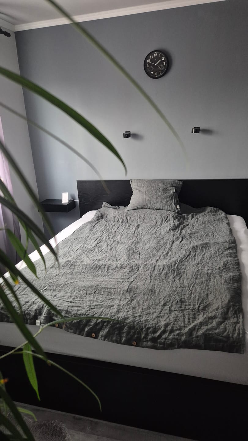 Customer photo review of Forest Green Linen Duvet Cover Set