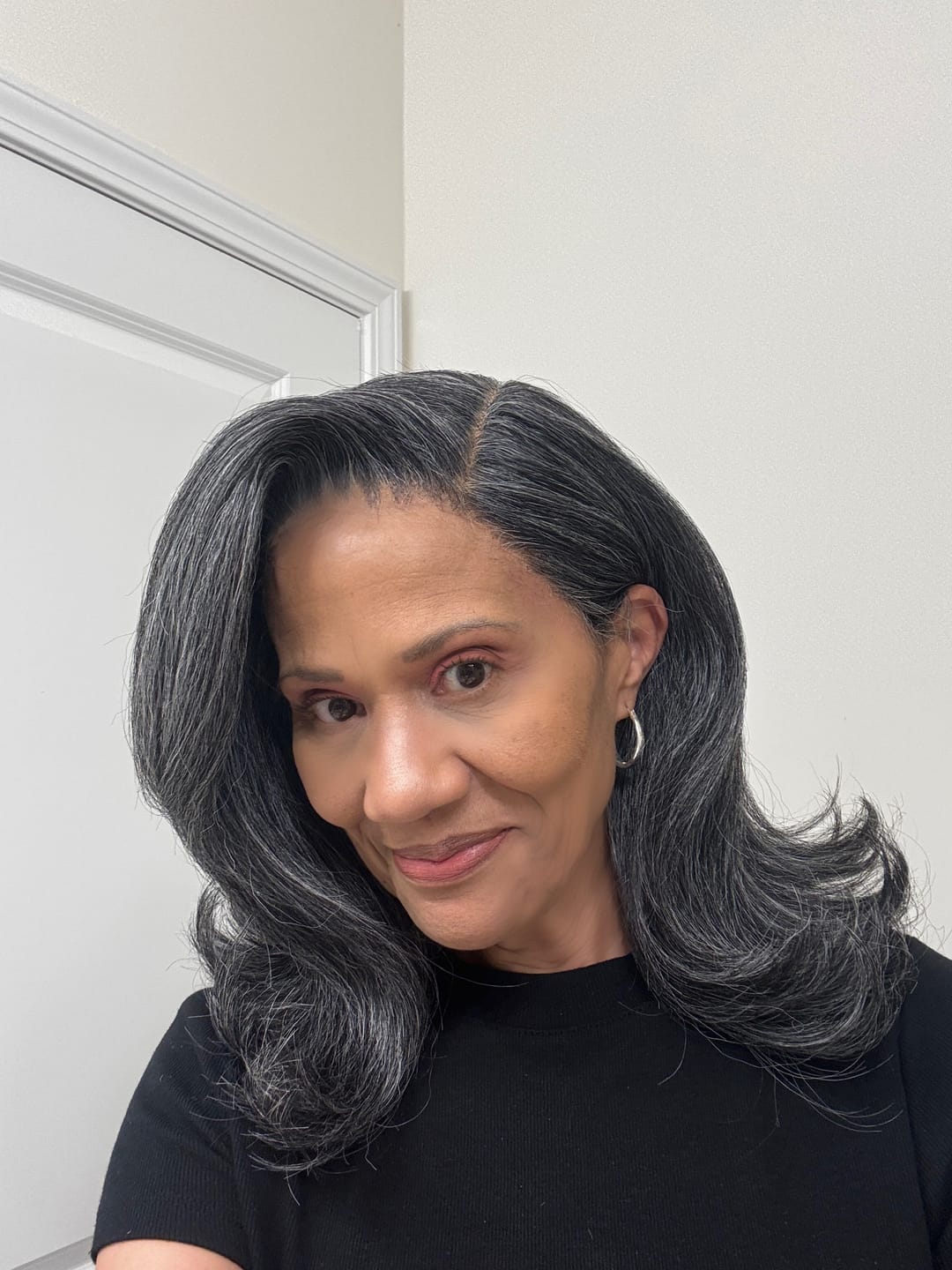 Customer photo review of Outre Melted Hairline Glueless HD Lace Front Wig - MH 120