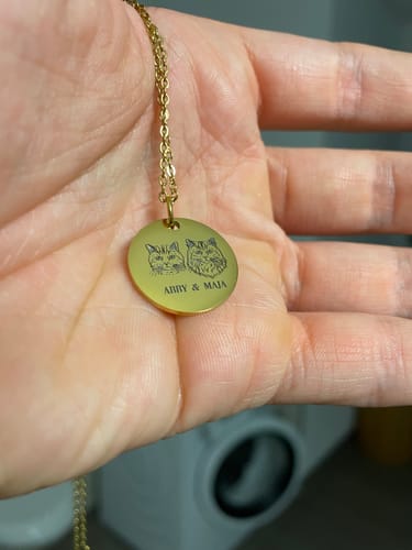 Florian D. review of Halskette image 1 out of 1