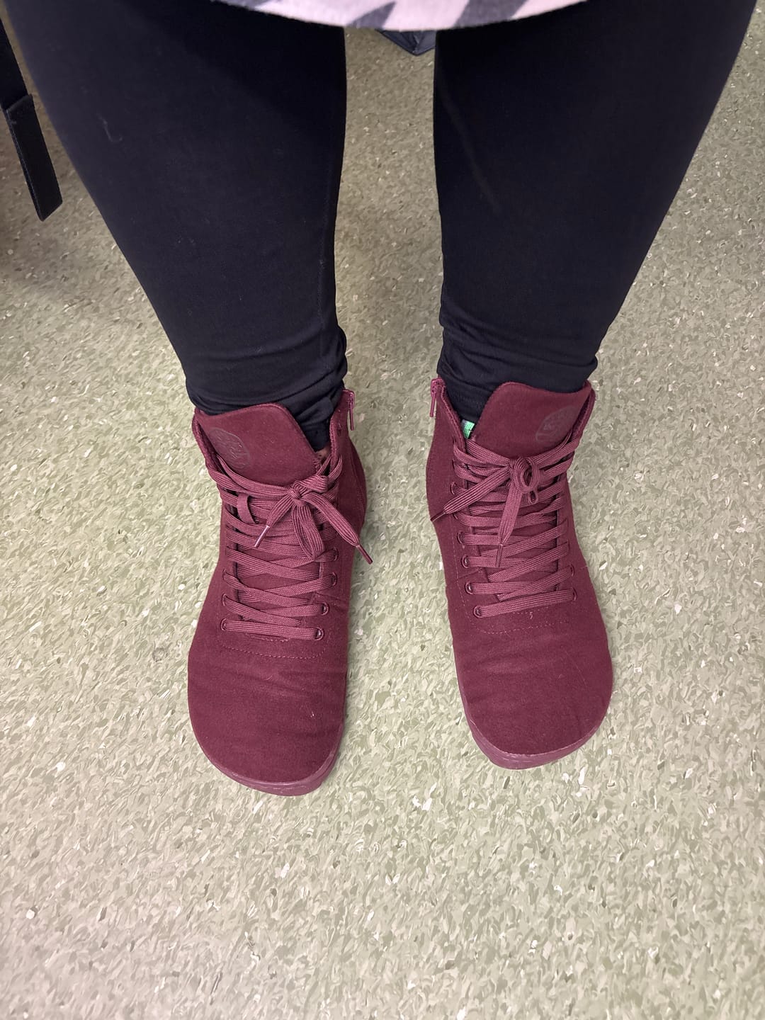 Customer photo review of Vaistoa Tunto 2 -paljasjalkatennarit
