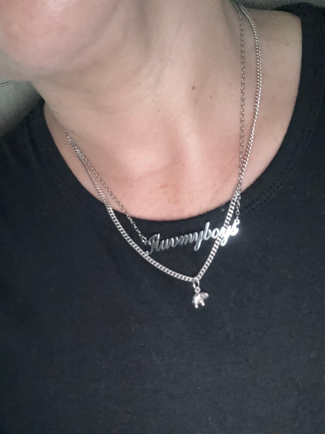 Customer photo review of LUX Name Necklace