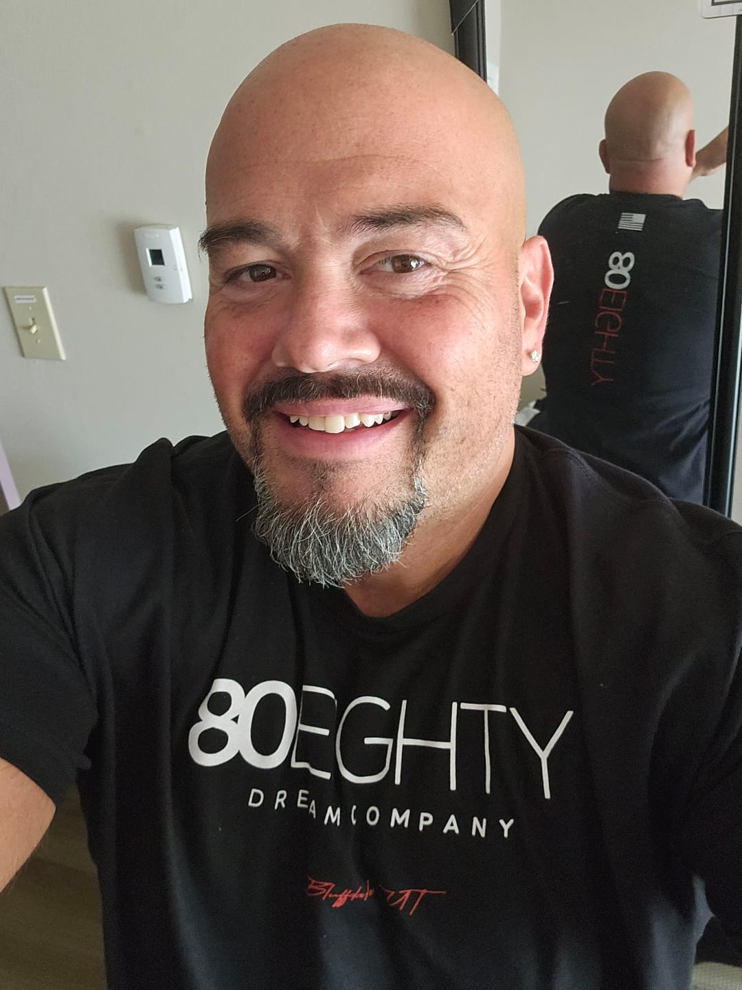 Customer photo review of 80Eighty® Tech Shirt
