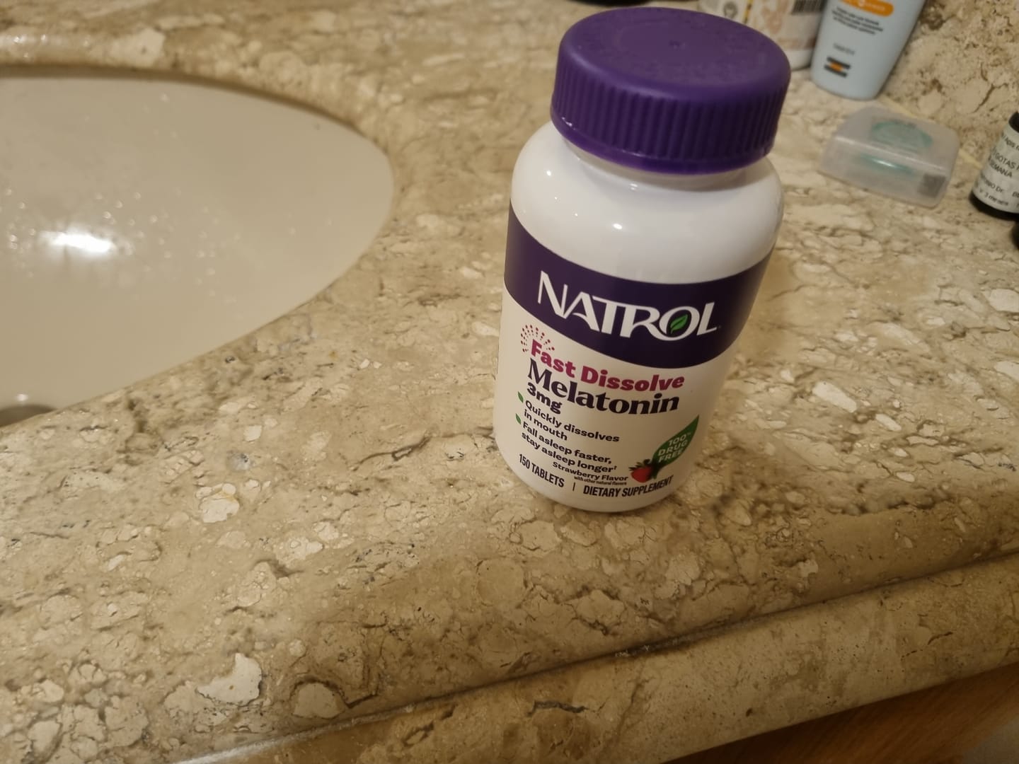 Customer photo review of Natrol Melatonina 3mg Dissolução Rápida 150 Comprimidos Sabor Morango