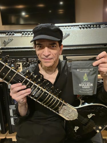 Customer photo review of BetterLungs® Mullein Gummies