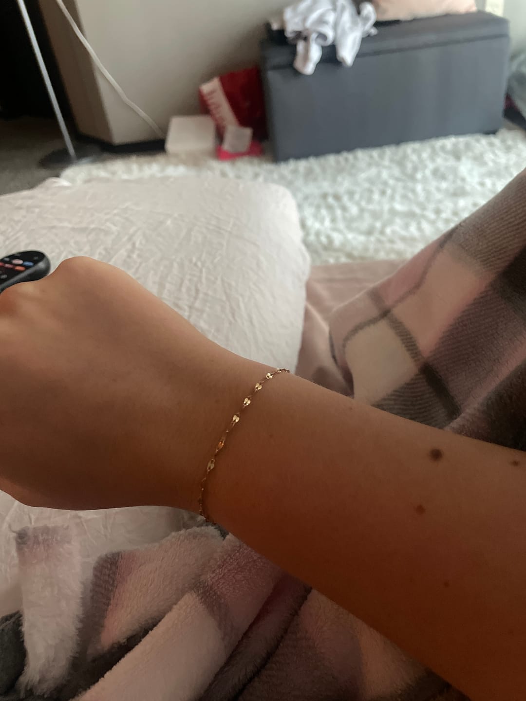Customer photo review of Single Dainty Bracelet
