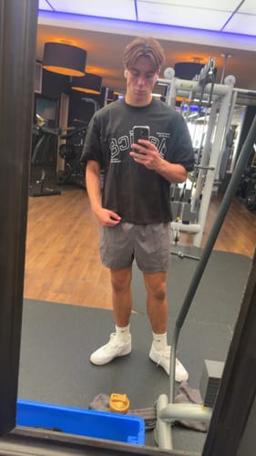 Customer photo review of Dedic8 Box Fit Tee