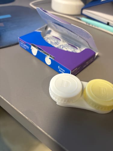 Customer photo review of Estojo para Lentes de Contato Gelatinosa ou Rígida Cores Diversas