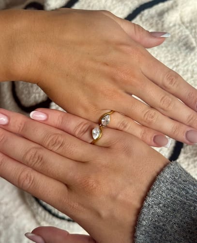 Customer photo review of Pia Ring