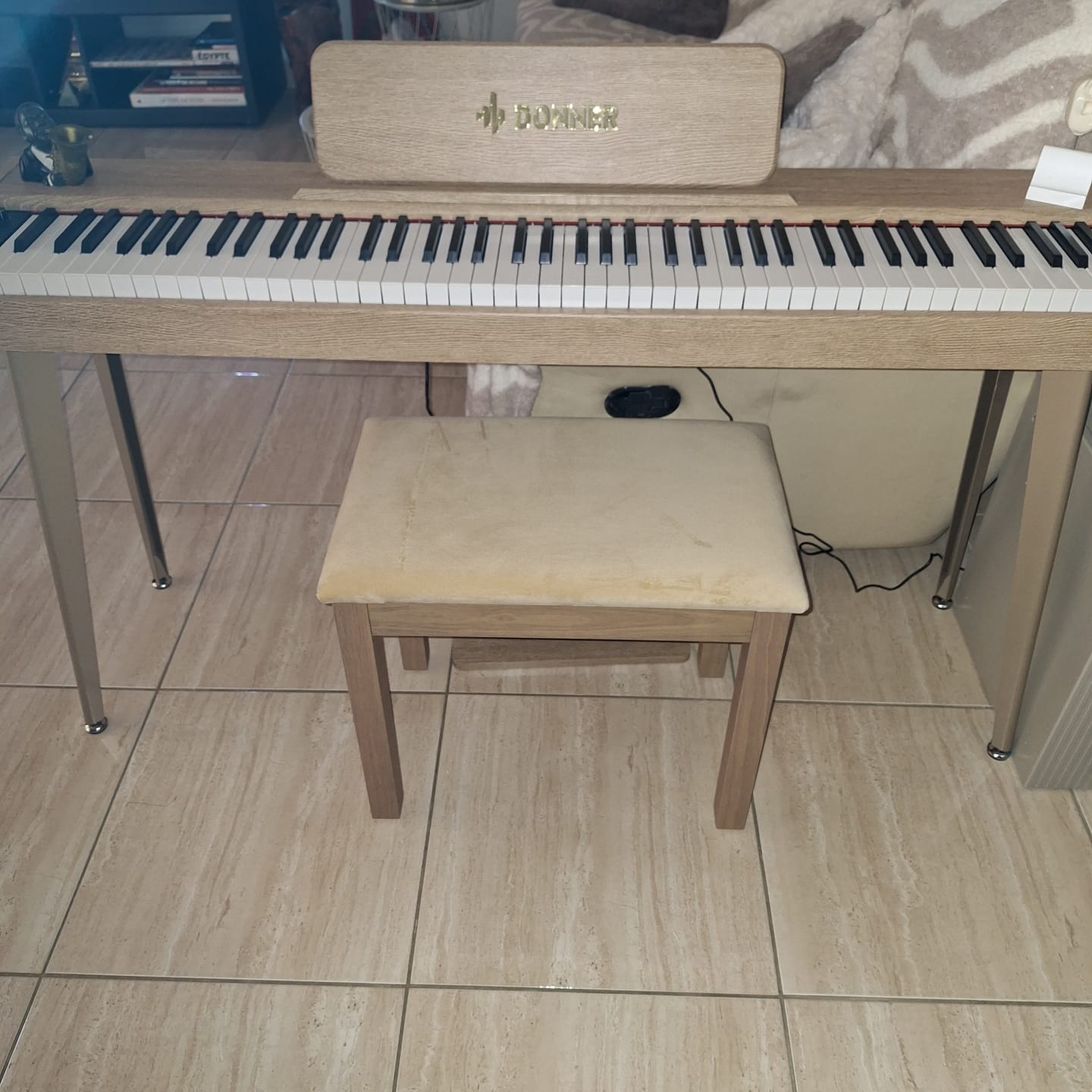 Customer photo review of Donner DDP-60 Semi-lesté Piano Numérique