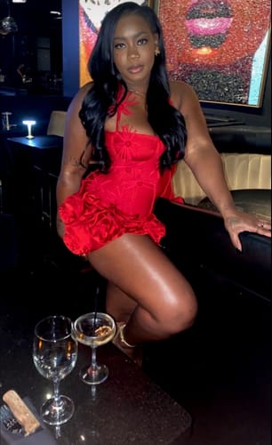 Customer photo review of Sophia Rose
