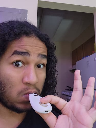 Customer photo review of 5g Liquid Diamonds Disposable | Off-White (Indica)