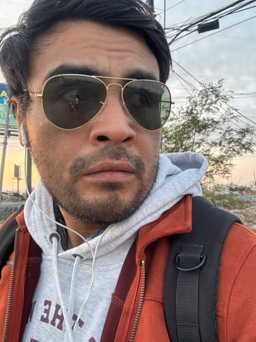 Customer photo review of Lentes De Sol Rb Piloto Aviado Rb3025n L0205 Dorado Verde