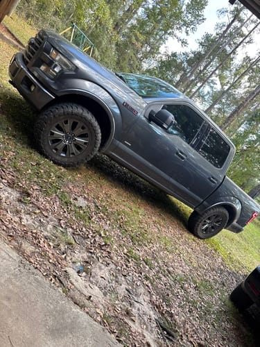 Customer photo review of 2 inches Wheel Spacers 6x135mm Hubcentric for 2015-2022 Ford F150 Expedition Lincoln Navigator