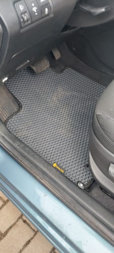 Customer photo review of Dywaniki samochodowe na zamówienie - Przód i tył