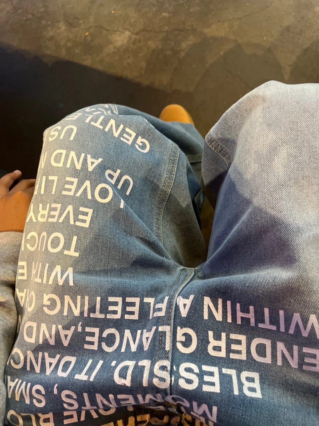 Customer photo review of THE POEM DENIM