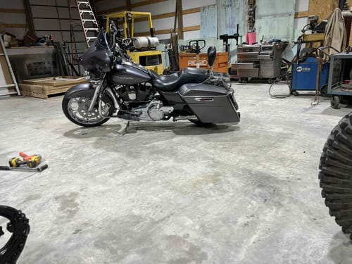 Customer photo review of HR3 Charcoal Pearl 5" Stretched Extended Saddlebags For Harley Touring 2014-2022