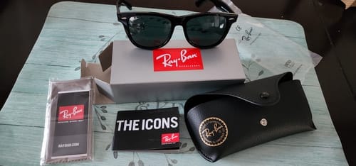 Customer photo review of Lentes De Sol Rb Wayfare Rb2140n Negro Brilloso Gris Degradado