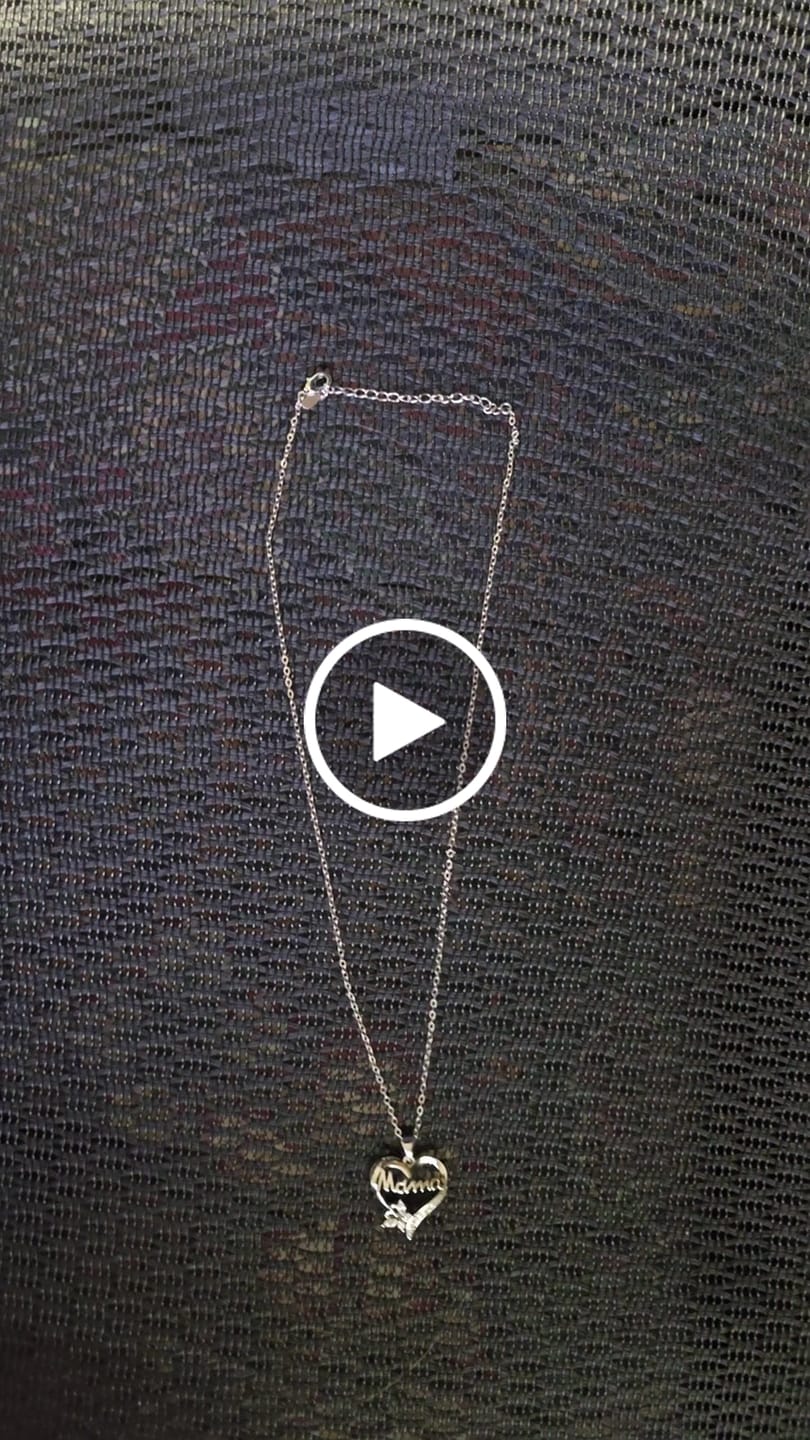 Customer video review of Mavis 18k White Gold Plated Mama Heart Pendant Necklace with Simulated Diamond Crystals