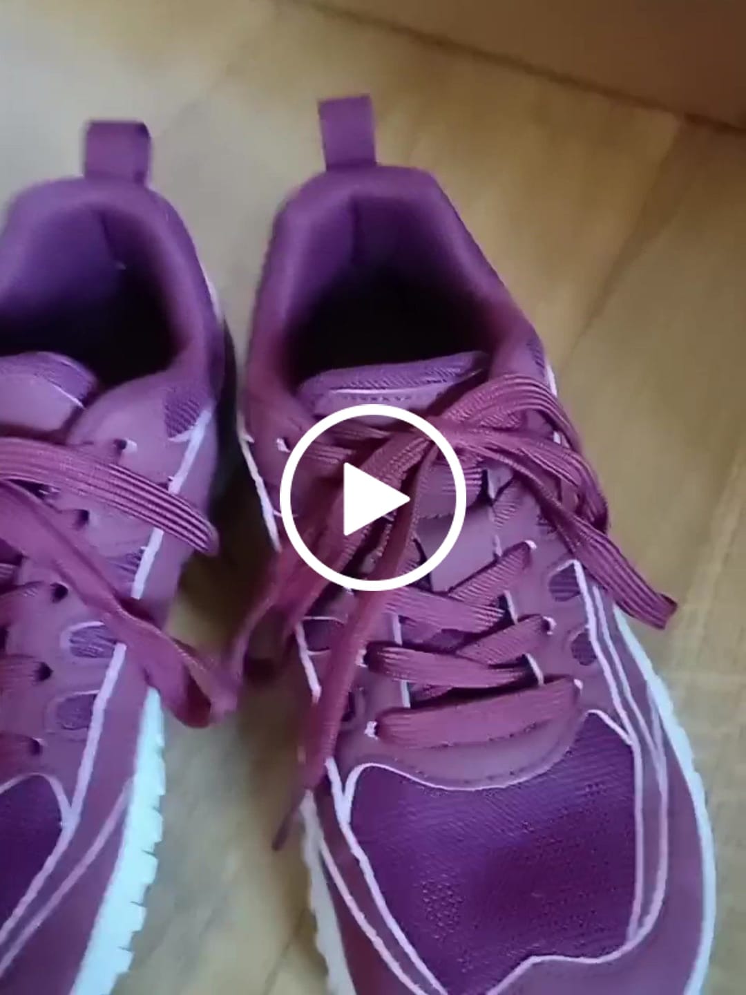Customer video review of Crest - Zapatos De Punta Ancha