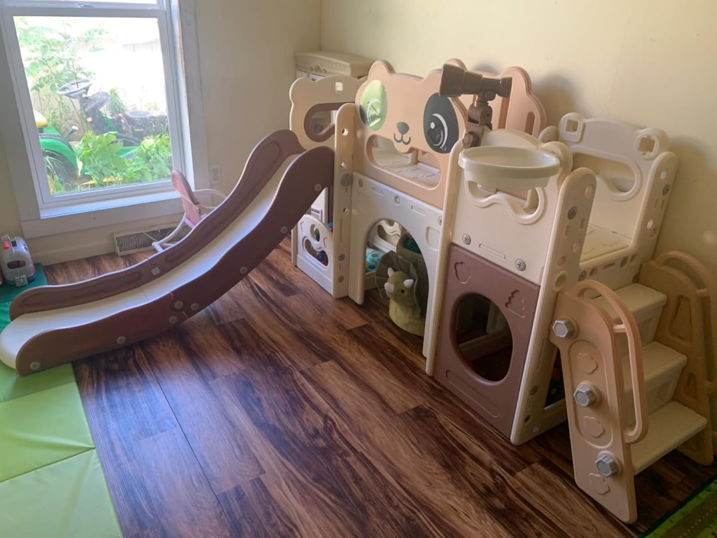 Customer photo review of TOBBI & NYEEKOY 9-in-1 Large Indoor Outdoor Slide Set