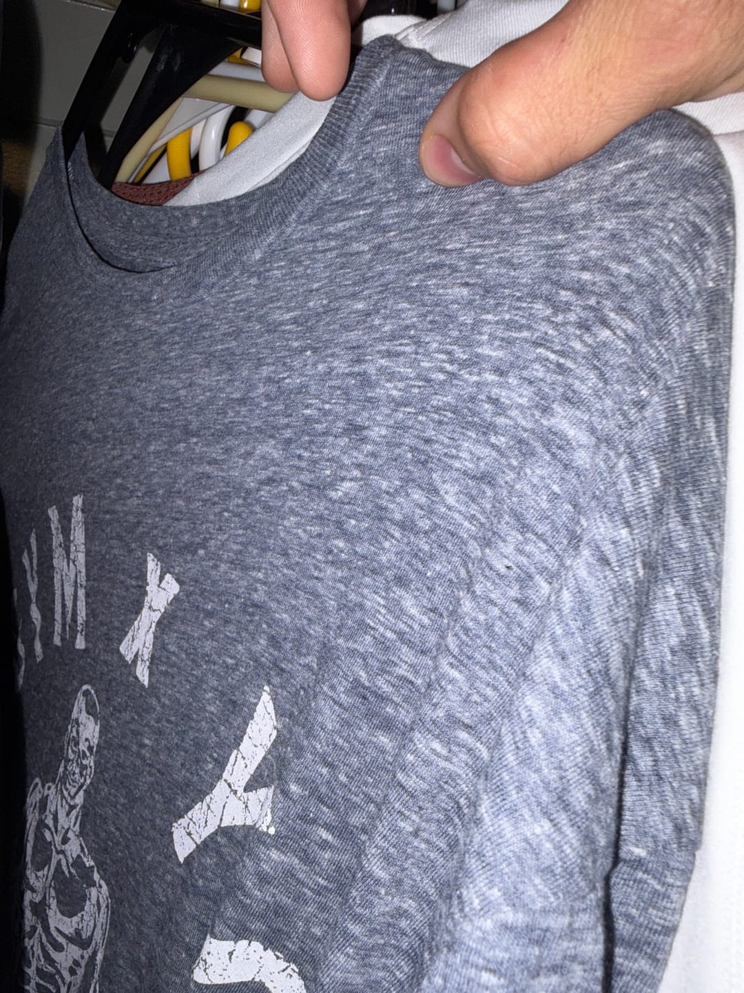Customer photo review of 4206 - Gold's Gym Heather Tees