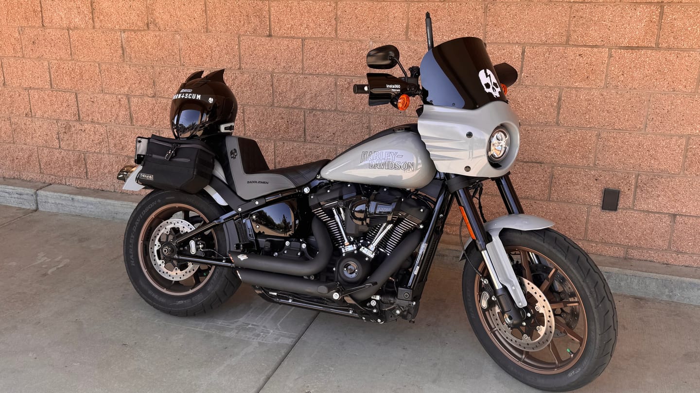 Customer photo review of SKULL LOGO DECAL MEDIUM