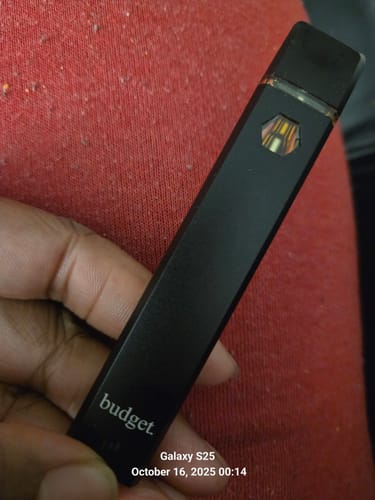 Customer photo review of 1 Gram THCA Blend Vape Pen | Pink Lychee - Hybrid