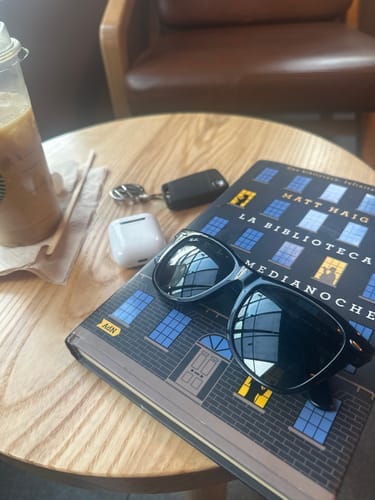 Customer photo review of Lentes De Sol Rb Wayfare Rb2140n Negro Brilloso Verde G15
