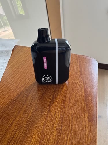 Customer photo review of Fume NB Super K Battery and Cartridge 20K Puffs