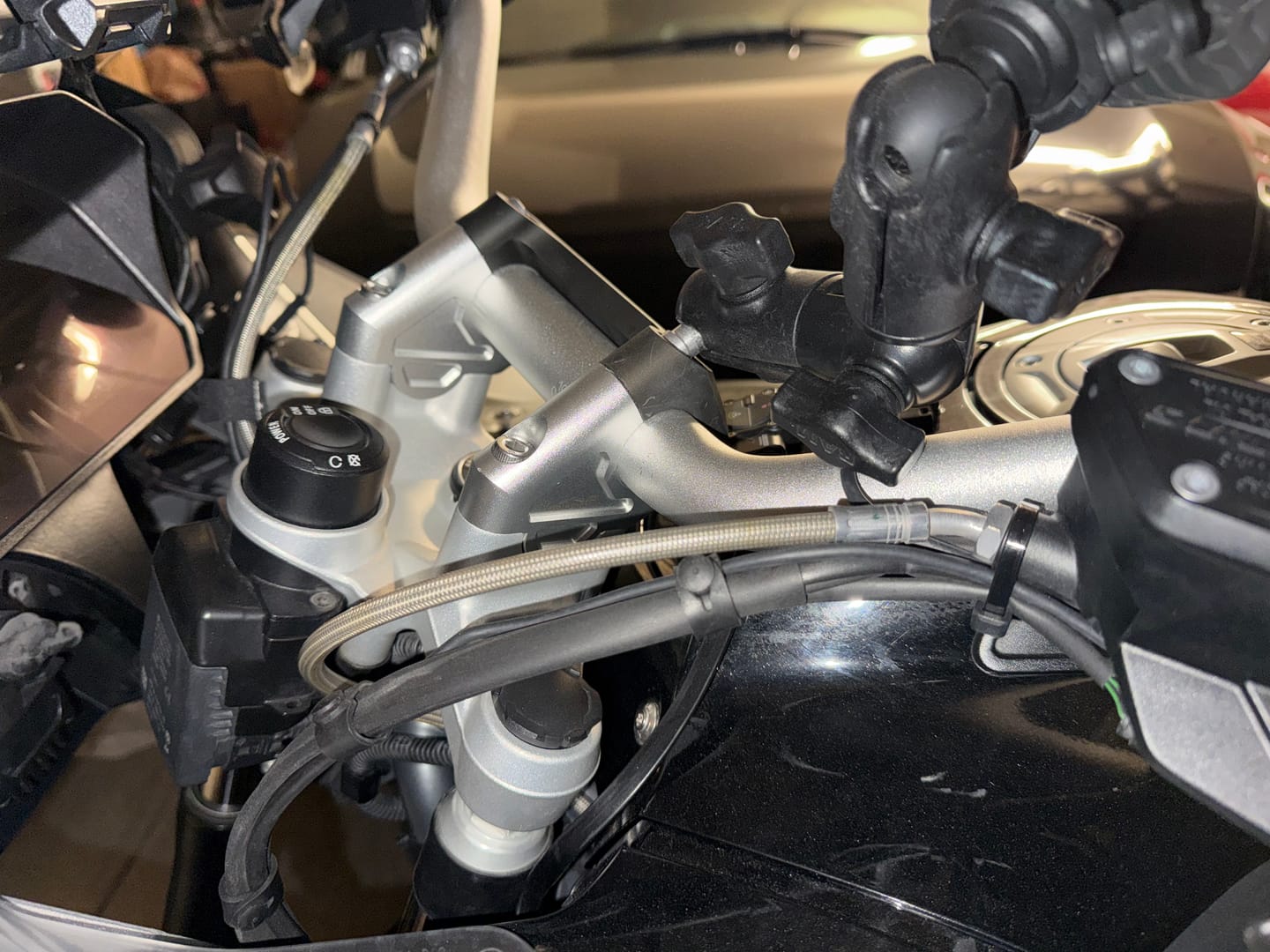 Customer photo review of LOBOO Handlebar Risers for BMW R1250GS / R1200GS & S1000XR | 30mm Rise & 26mm Setback Offset Kit