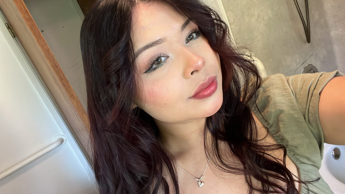 Customer photo review of Hidrocor AVELA Brown Prescription Colored Contact Lenses