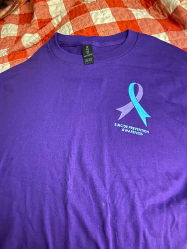 Customer photo review of Round 167 (Unisex Classic Tee | Gildan)