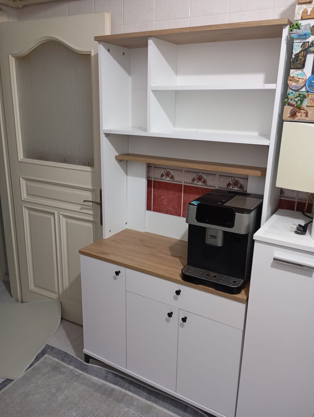 Customer photo review of Rani JE196 Çok Amaçlı Dolap 6 Kapaklı 1 Çekmeceli Kiler Mutfak Dolabı Sepet Ceviz - Beyaz