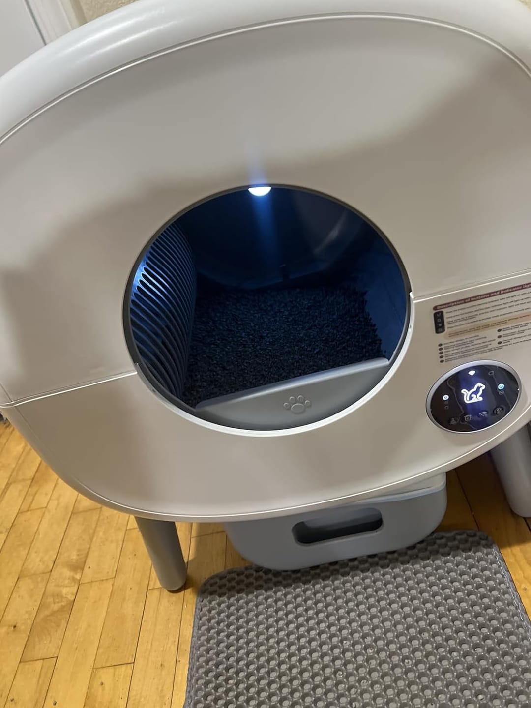 Customer photo review of Cumrige M2 Smart Self-Cleaning Litter Box | 95L Extra-Large Automatic Cat Litter Box