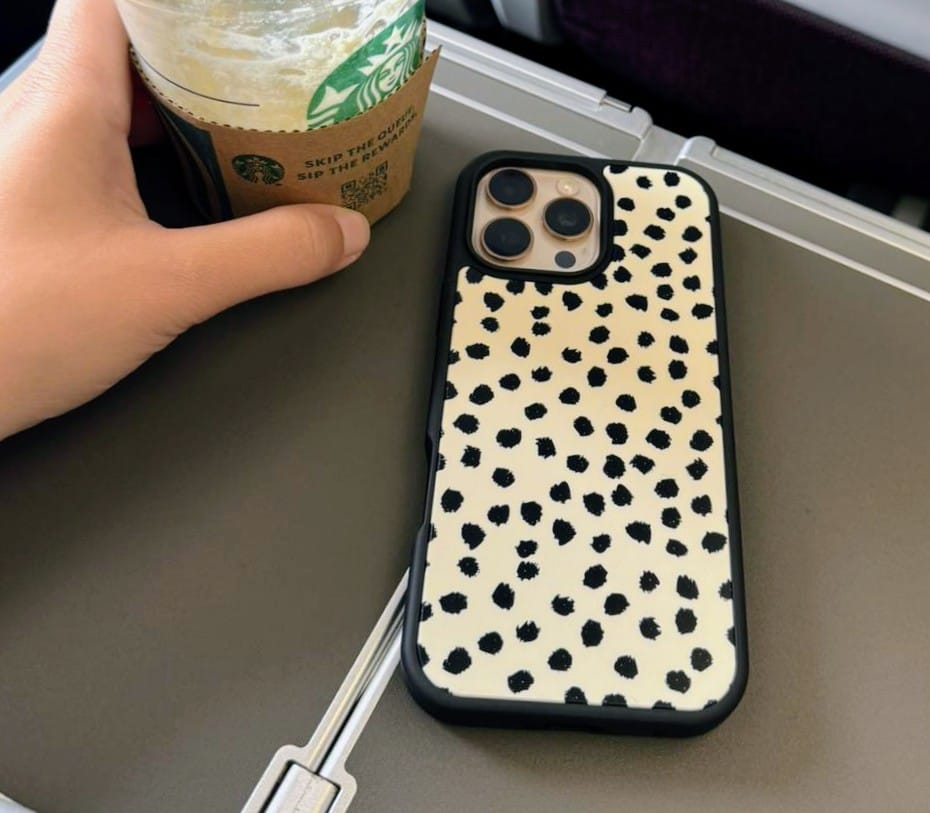 Customer photo review of Luxe Beige - iPhone 16 Pro Max Case