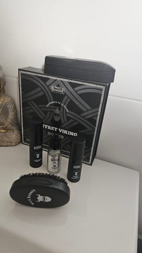 Customer photo review of Brosse à Barbe en Poils de Sanglier | Démêle, Discipline et Stimule la Pousse