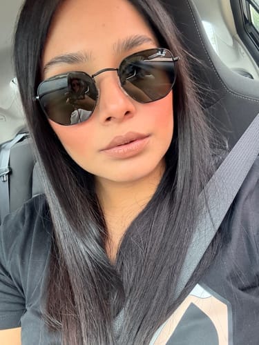 Customer photo review of Lentes De Sol Rb Hexagonal Flat Rb3548n Negro Verde G15