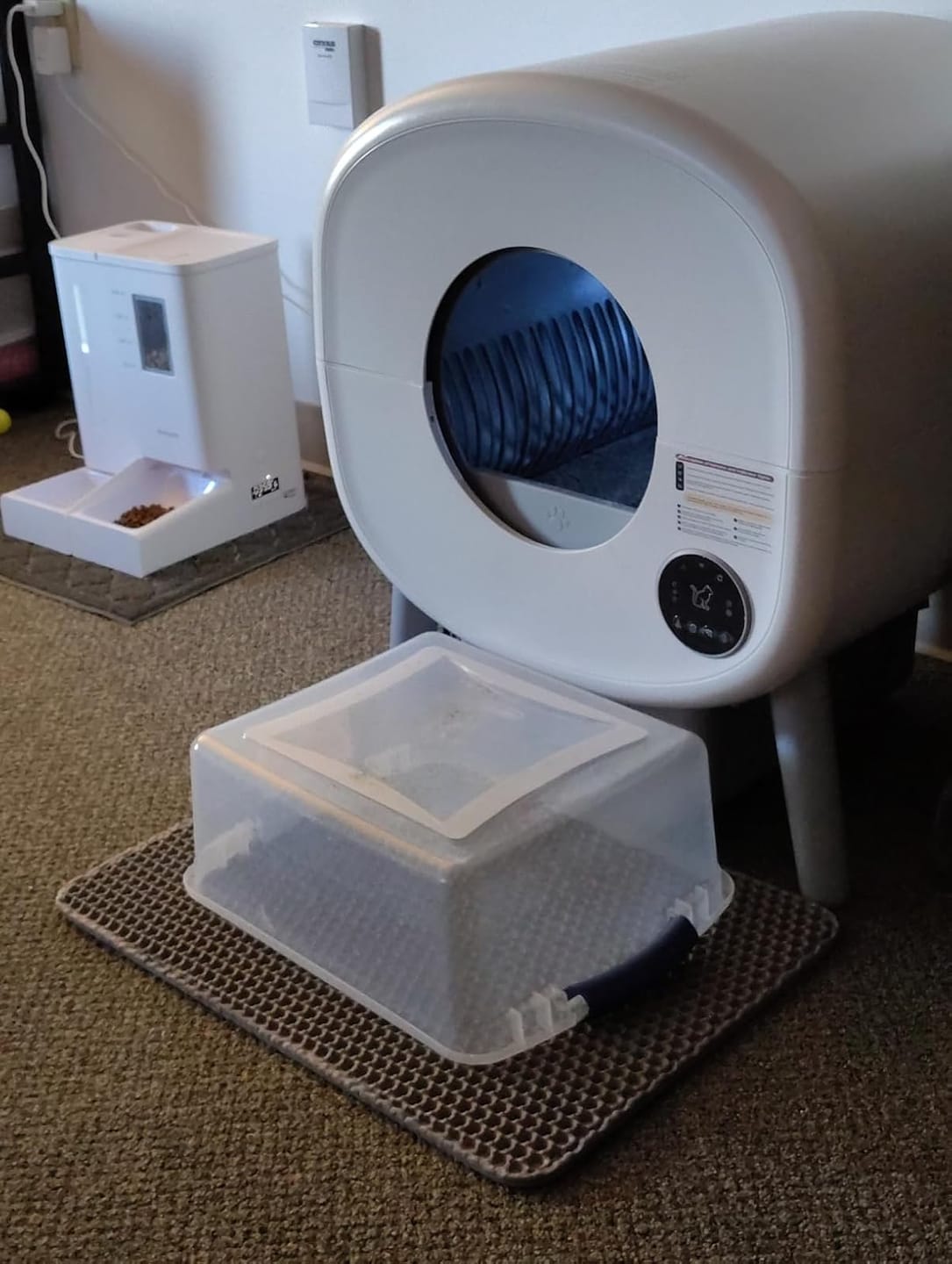 Customer photo review of Cumrige M2 Smart Self-Cleaning Litter Box | 95L Extra-Large Automatic Cat Litter Box