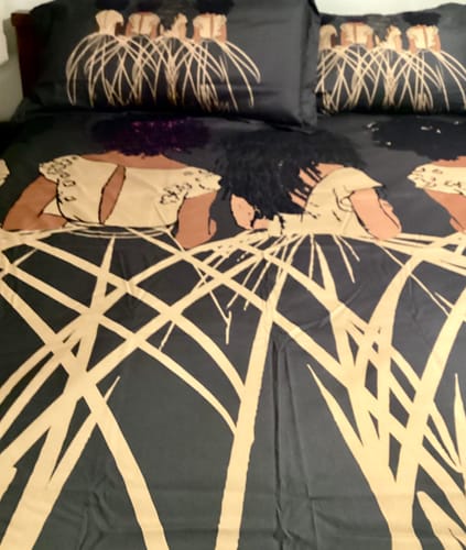 Customer photo review of Royal Duvet Cover & Pillow Sham Set