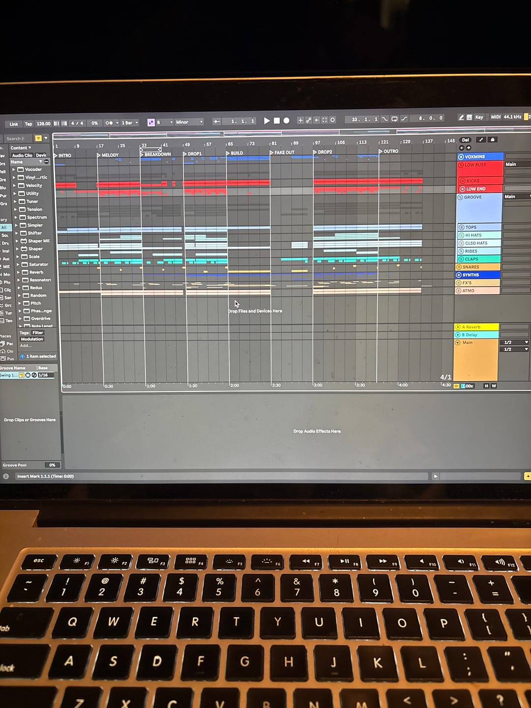 Customer photo review of Momentum Vol. 1 - Serum 2 Presets