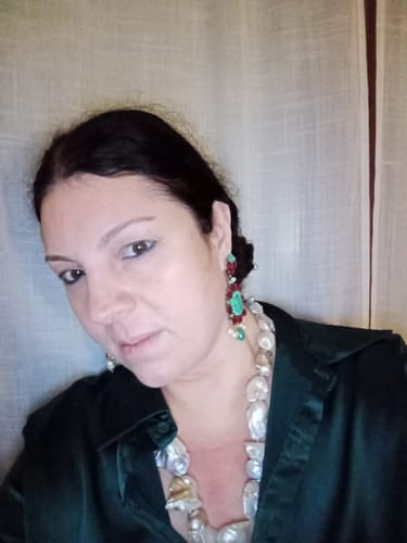 Customer photo review of Orecchini Lilibet verdi