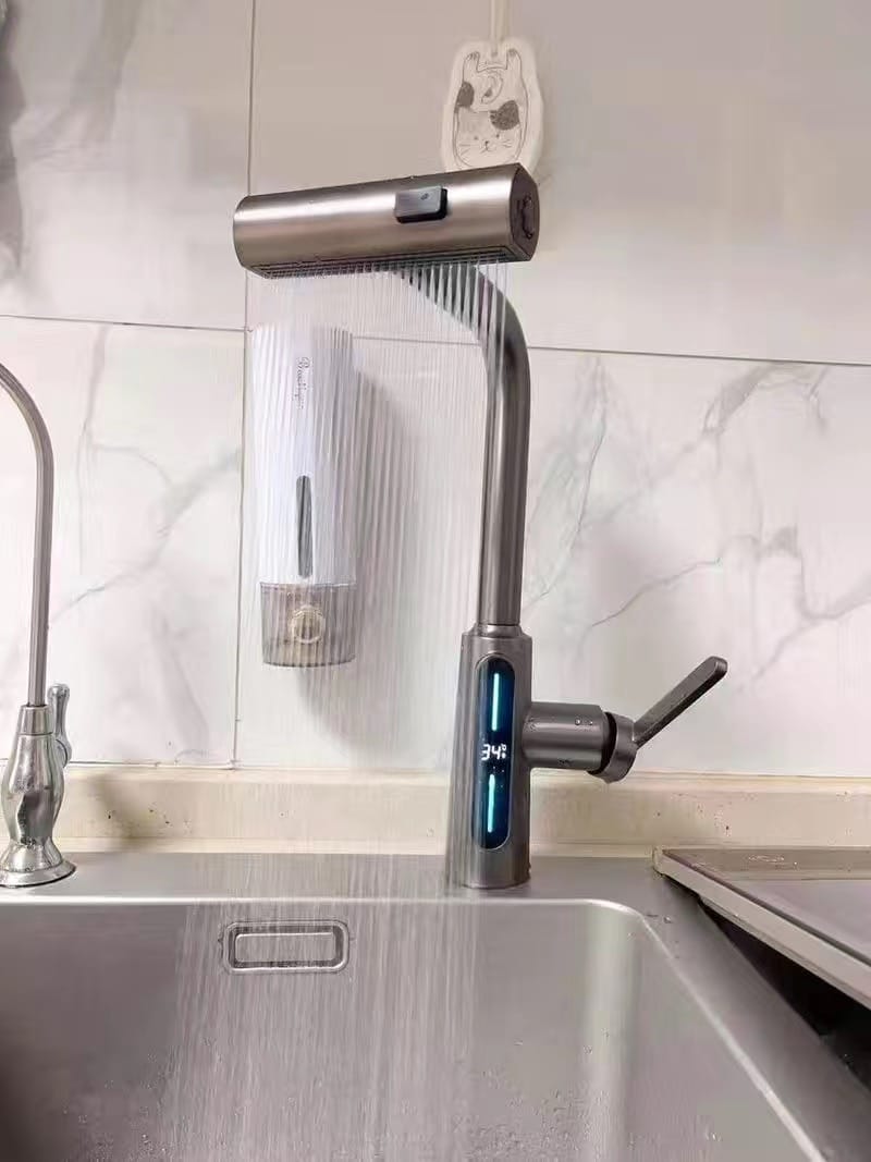 Customer photo review of XYlivingstore Waterfall Basin Faucet | Digital Temperature Display & Lift-Up Sprayer
