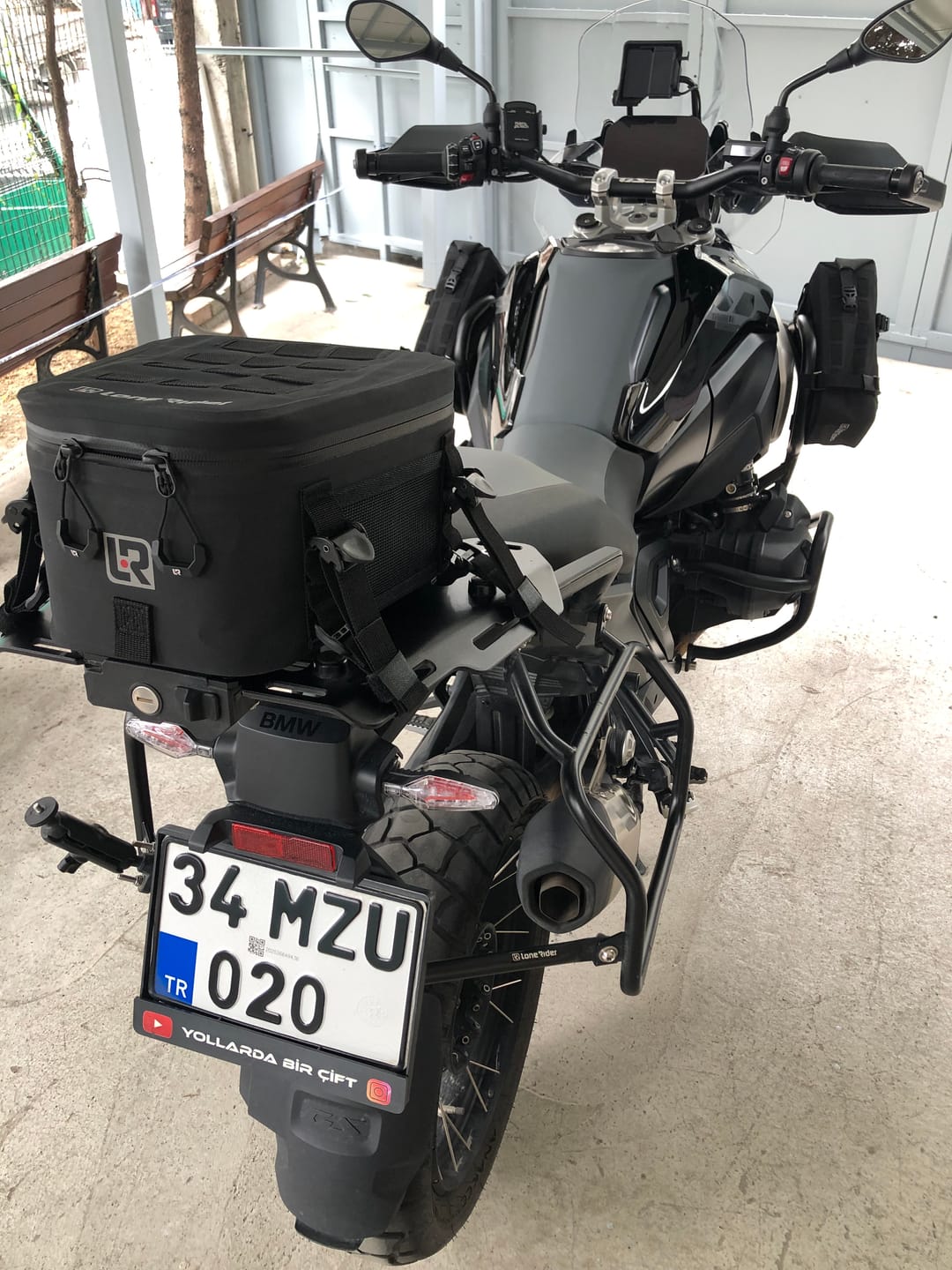 Customer photo review of Tail Pack