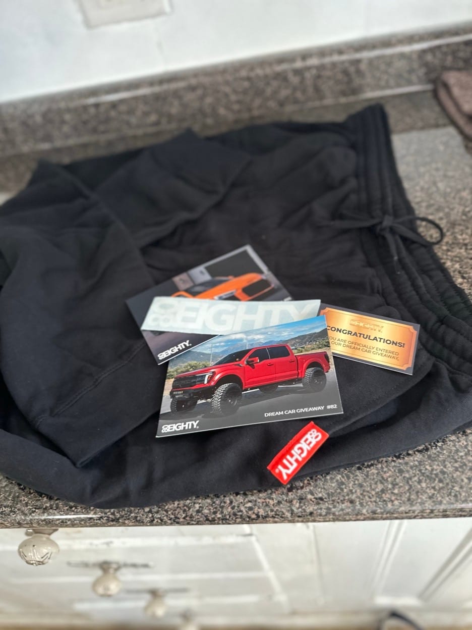 Customer photo review of 80Eighty® Black Fleece Pant