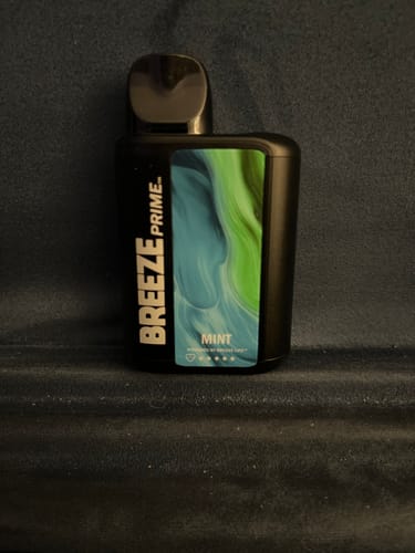 Customer photo review of Breeze Prime Edition Disposable Vape