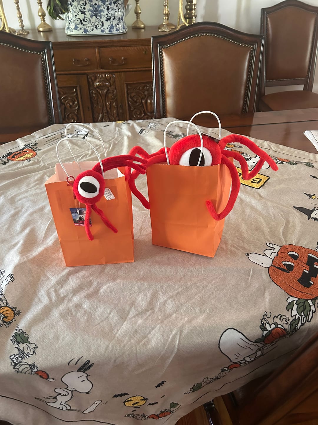 Customer photo review of SKETCH Eyeder Plush