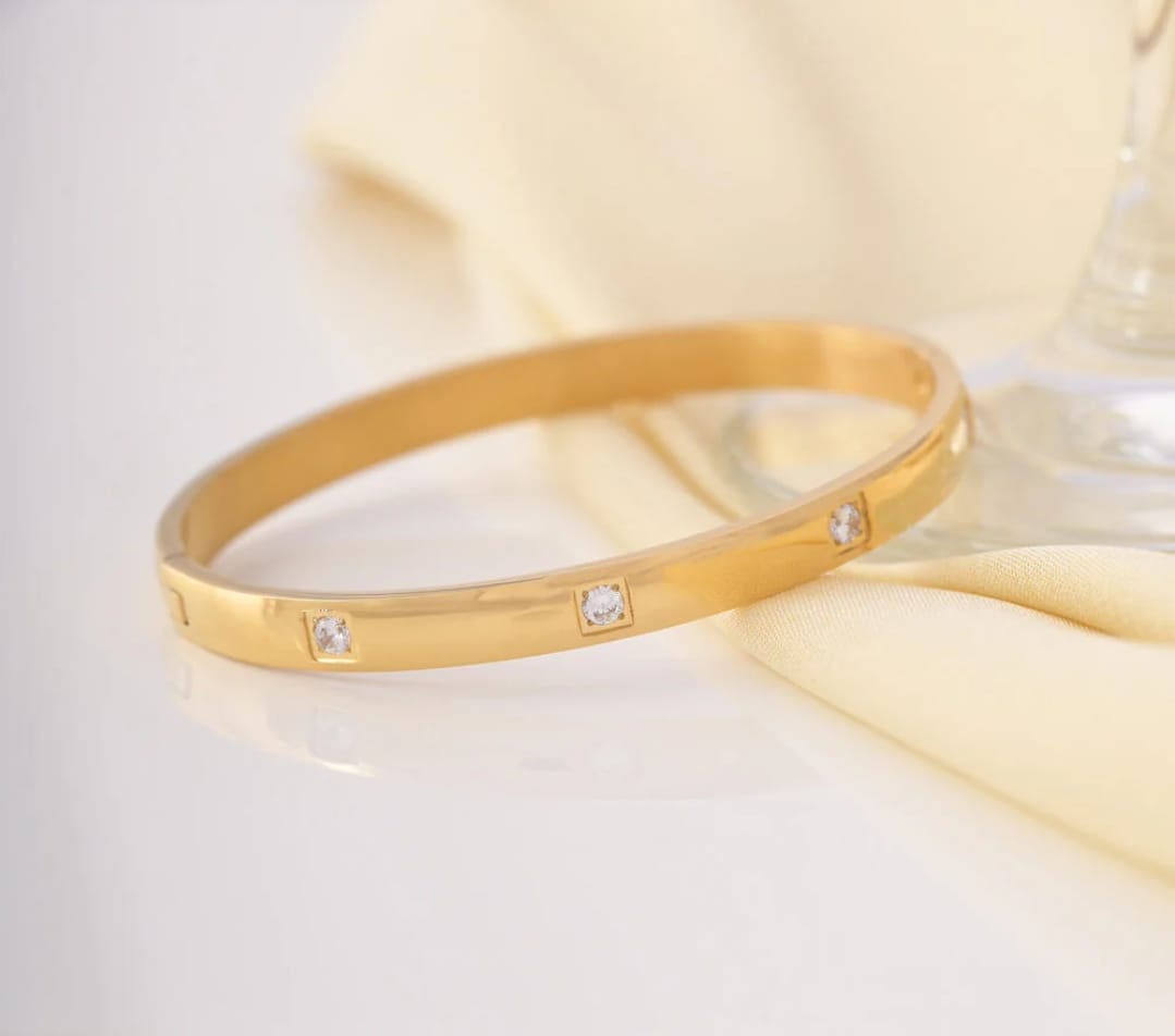 Customer photo review of Dazzling Stone Bangle Bracelet