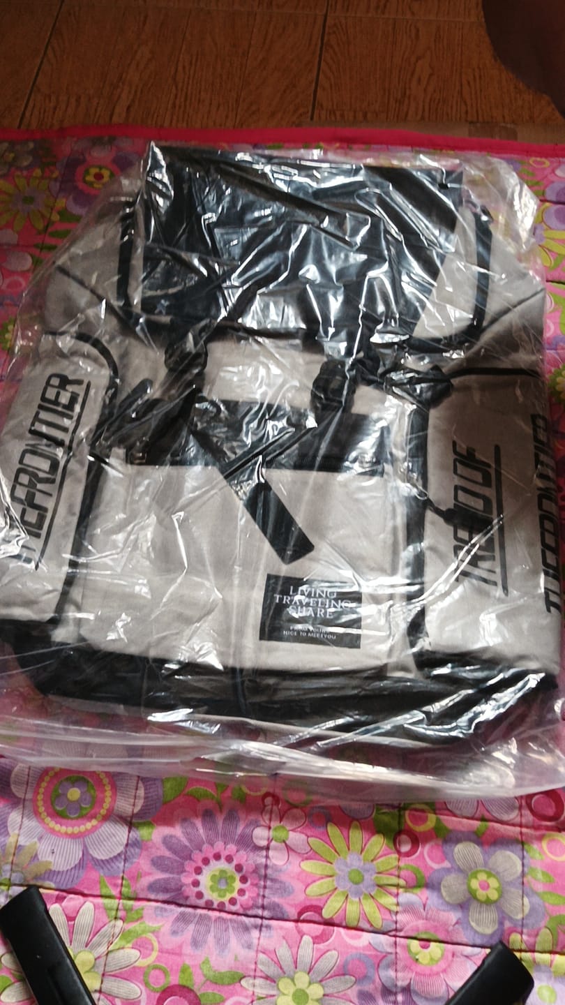 Customer photo review of TRAVEL LARGE BACKPACK with LAPTOP COMPARTMENT